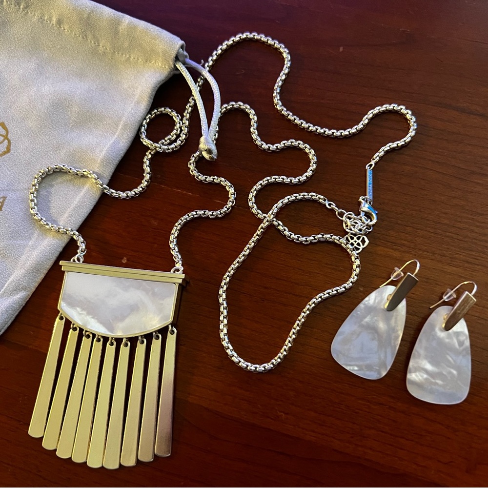 Kendra Scott Ellen necklace with earrings